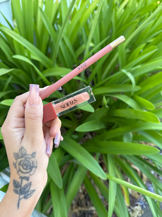 Bombshell Lip Kit